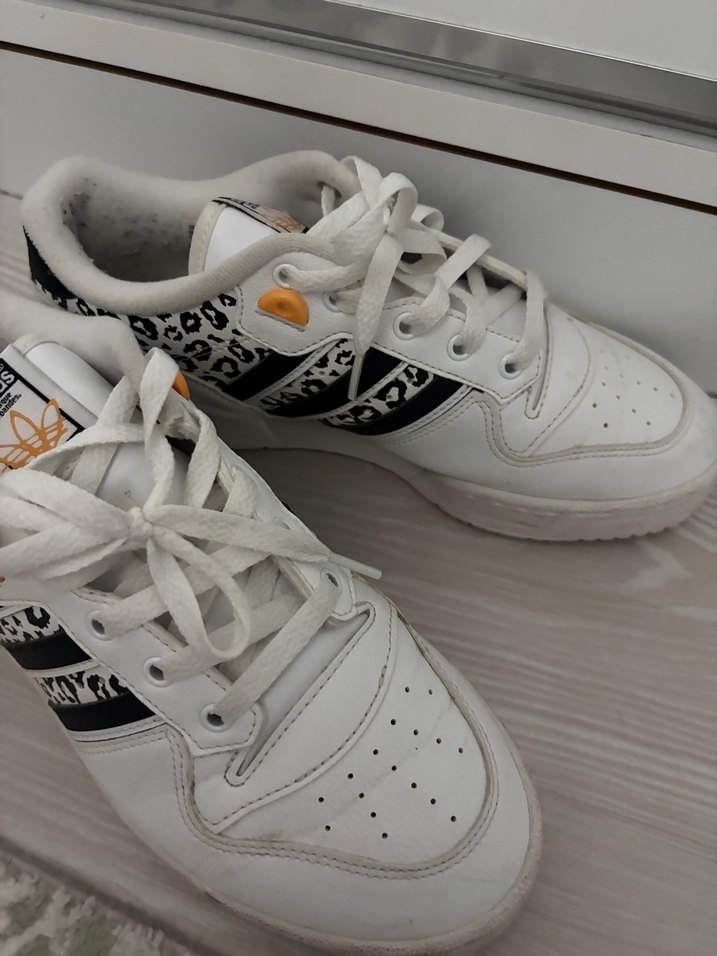 Kadın Beyaz Bağcıklı Blok Topuklu Spor Ayakkabı - Görsel 5