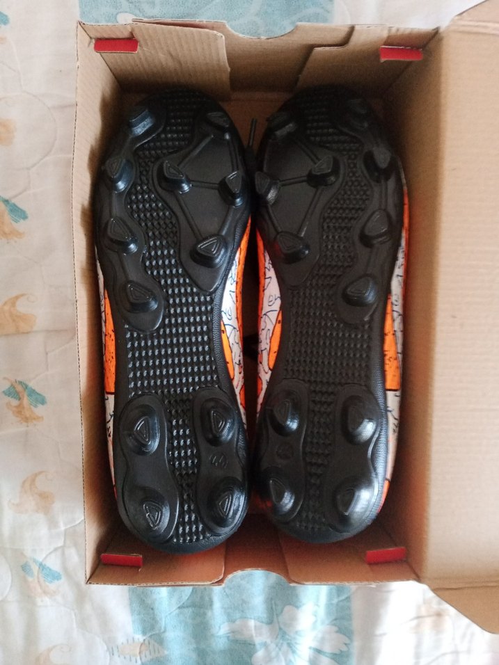 Renkli Erkek Futbol Ayakkabısı Velcro Detaylı - Görsel 5