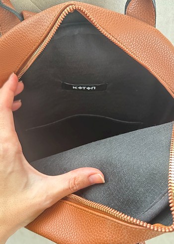 Minimalist Kahverengi Deri Kadın Sırt Çantası - Görsel 3