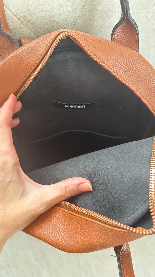 Minimalist Kahverengi Deri Kadın Sırt Çantası - Görsel 4