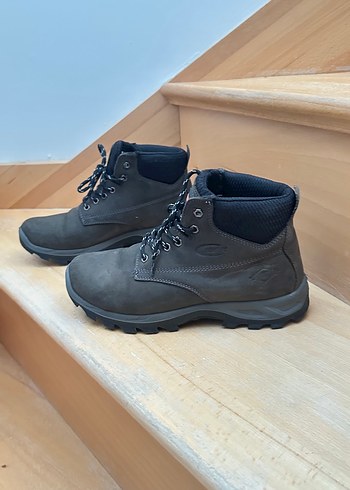 Siyah Bağcıklı Kadın Outdoor Botları - Görsel 3