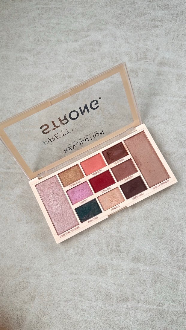 Bej Tonlarda Göz Farı Paleti - Görsel 4