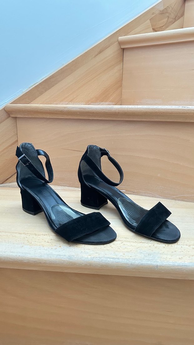 Klasik Siyah Tokalı Blok Topuklu Kadın Ayakkabı - Görsel 2