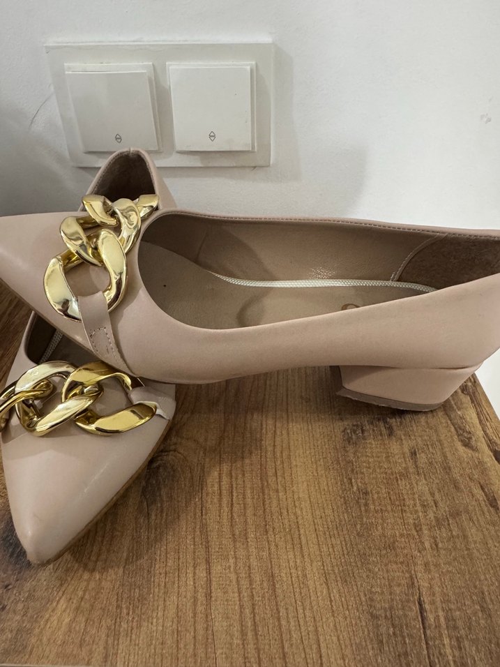 Bej Zincir Detaylı Kadın Topuklu Babet - Görsel 5