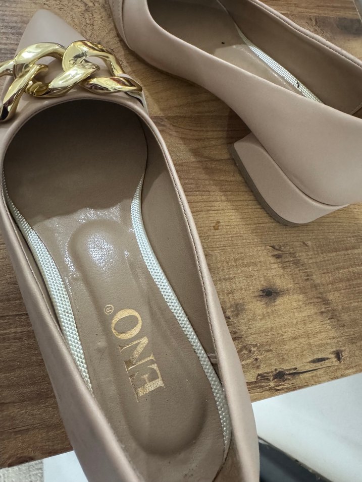 Bej Zincir Detaylı Kadın Topuklu Babet - Görsel 2