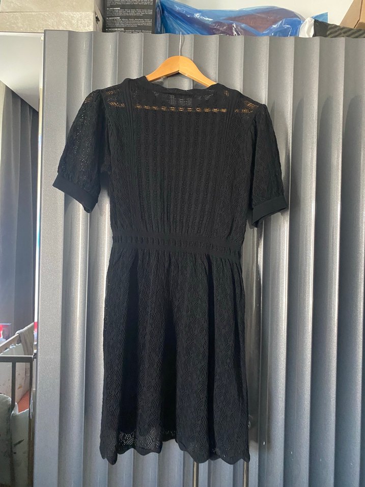 Dantel Detaylı Siyah Elbise - Görsel 2