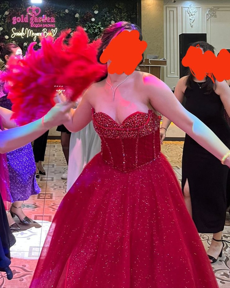 Kırmızı Straplez Parlak Uzun Abiye - Görsel 2