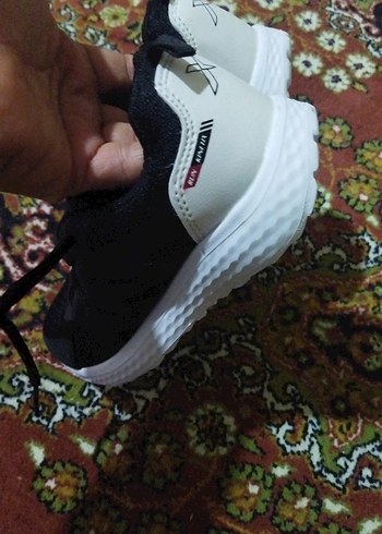 Siyah Yılan Desenli Bağcıklı Spor Ayakkabısi sifir - Görsel 6