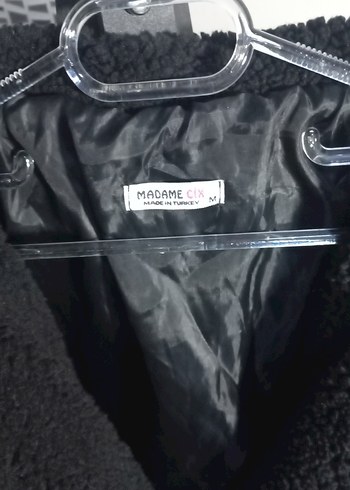 Kürk Detaylı Siyah Kısa Kadın Kışlık Mont - Görsel 2