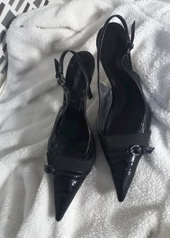 Siyah Tokalı Stiletto Topuklu Kadın Ayakkabı - Görsel 3