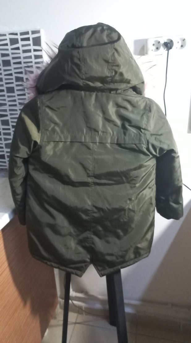 Kürk Detaylı Kız Çocuk Kamuflaj Mont - Görsel 4