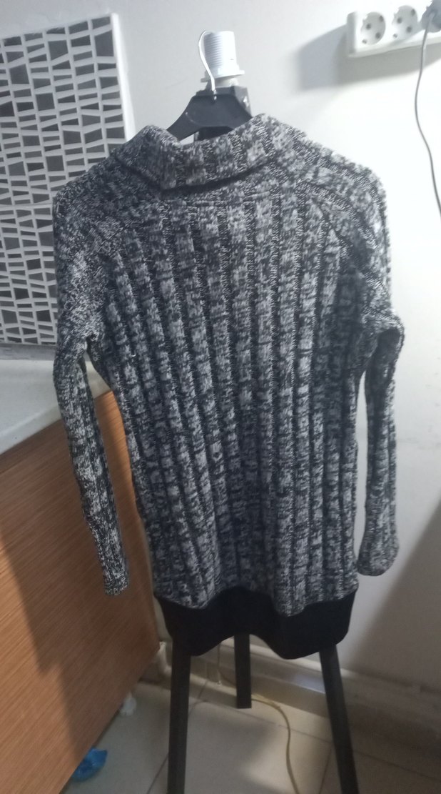 Gri Yüksek Yaka Örgü Kadın Kazak - Görsel 4