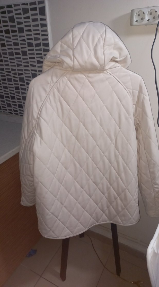 Düğmeli Krem Kapüşonlu Kadın Ceket - Görsel 3