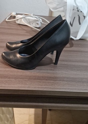 Siyah Minimalist Stiletto Topuklu Kadın Ayakkabı - Görsel 4