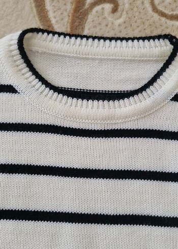 Zebra Desenli Beyaz Örgü Kadın Kazak - Görsel 2