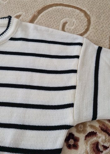 Zebra Desenli Beyaz Örgü Kadın Kazak - Görsel 4