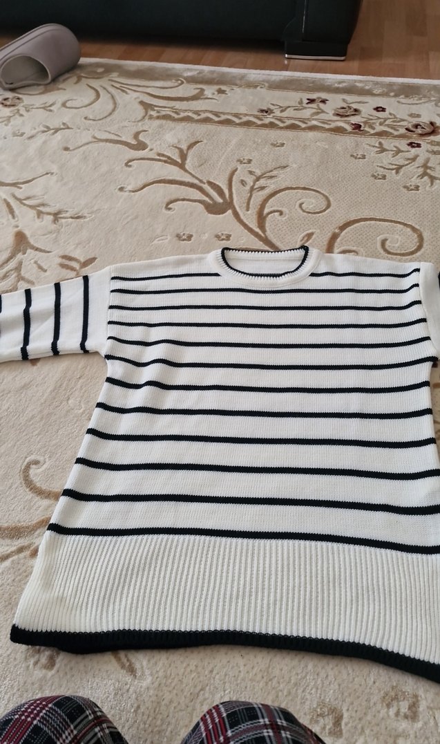 Zebra Desenli Beyaz Örgü Kadın Kazak - Görsel 5