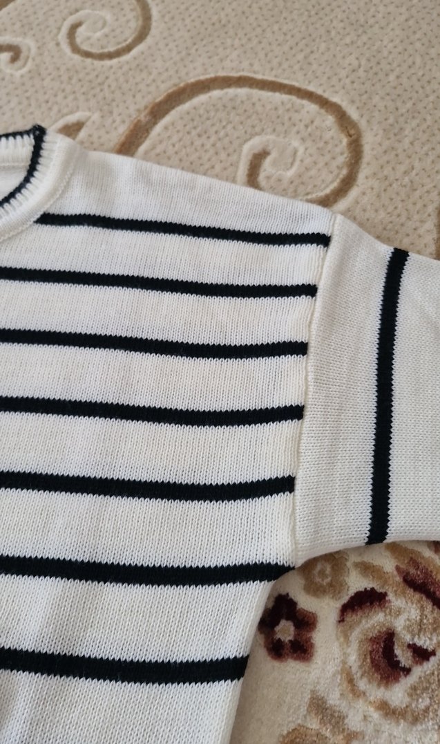 Zebra Desenli Beyaz Örgü Kadın Kazak - Görsel 4