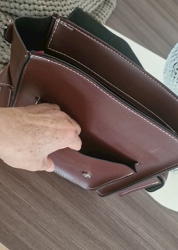 Kahverengi Deri Tokalı Kadın Çanta - Görsel 4