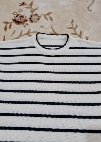 Uzun Kollu Beyaz Siyah Çizgili Triko Kazak - Görsel 5