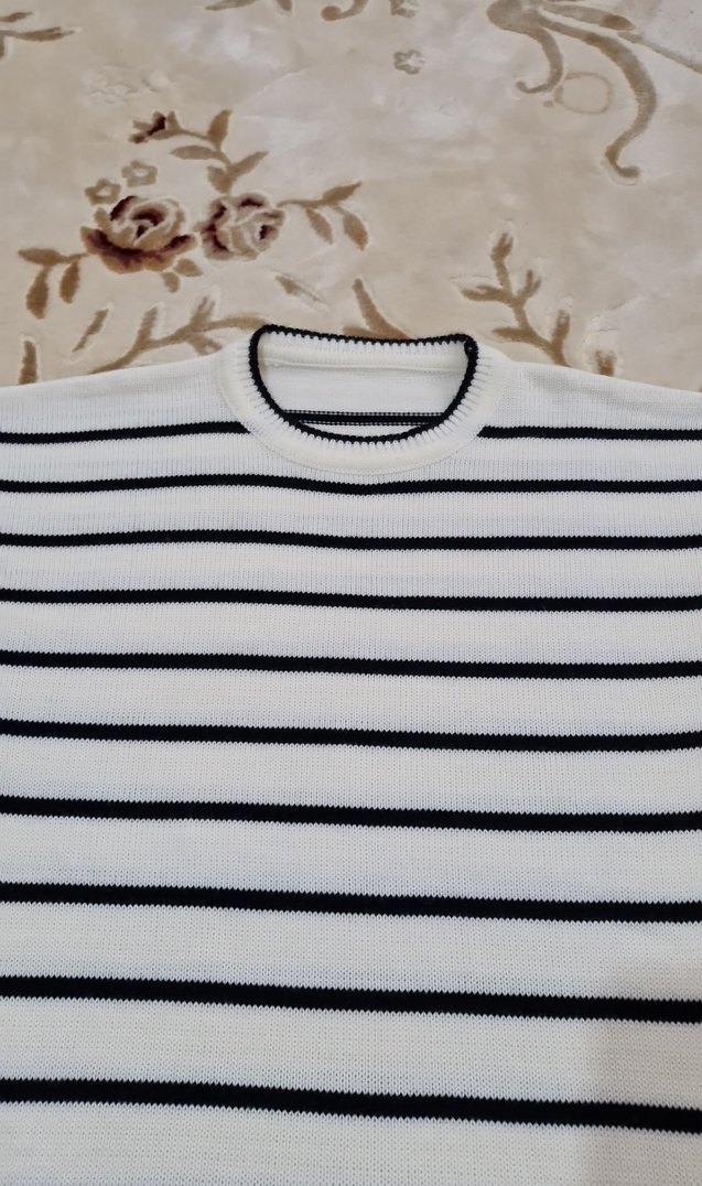 Uzun Kollu Beyaz Siyah Çizgili Triko Kazak - Görsel 5