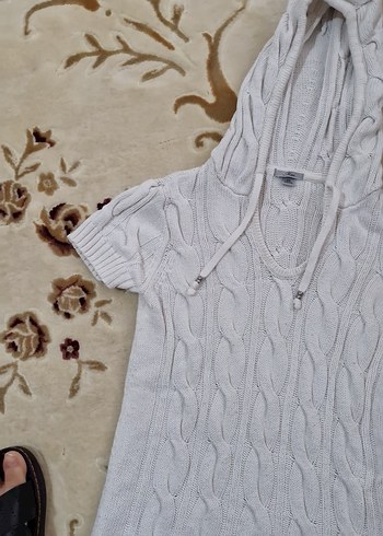 Kısa Kollu Kapüşonlu Beyaz Örgü Kadın Kazak - Görsel 4