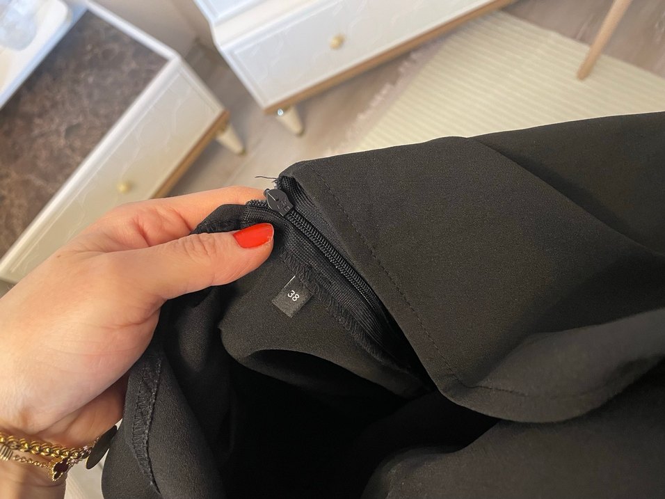 Siyah Drapeli Straplez Uzun Tulum - Görsel 3