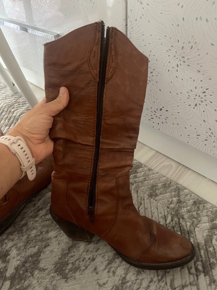 Kahverengi Kadın Deri Diz Boyu Topuklu Çizme - Görsel 2