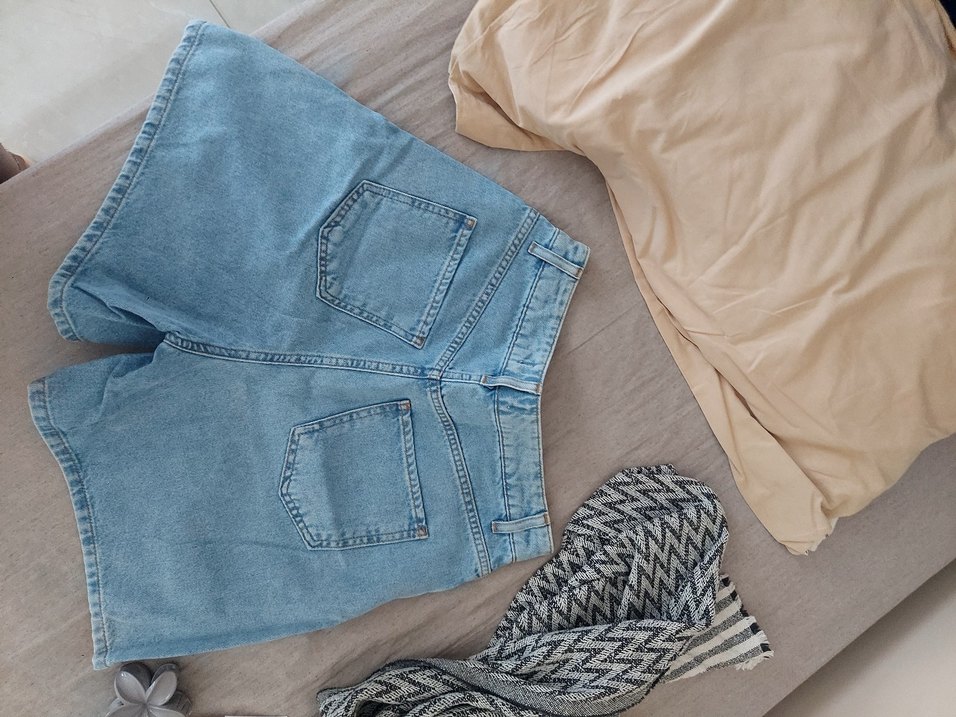 Kadın Mavi Loose Fit Mini Denim Şort - Görsel 2