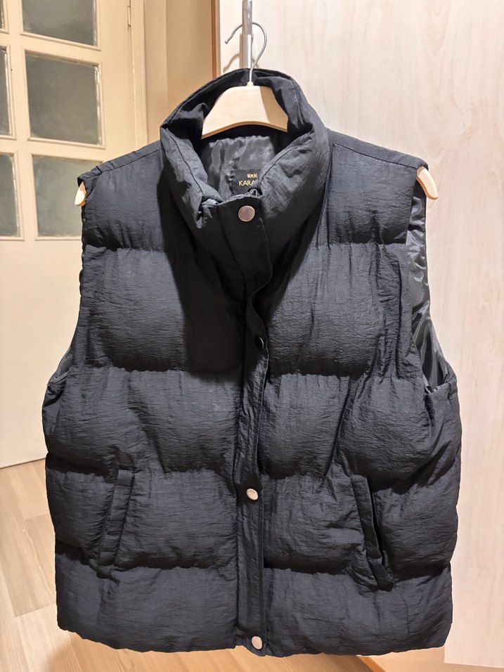 Kadın Siyah Kemerli Kolsuz Şişme Yelek - Görsel 2