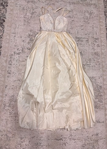 Dantel İşlemeli Straplez Uzun Krem Rengi Elbise - Görsel 3