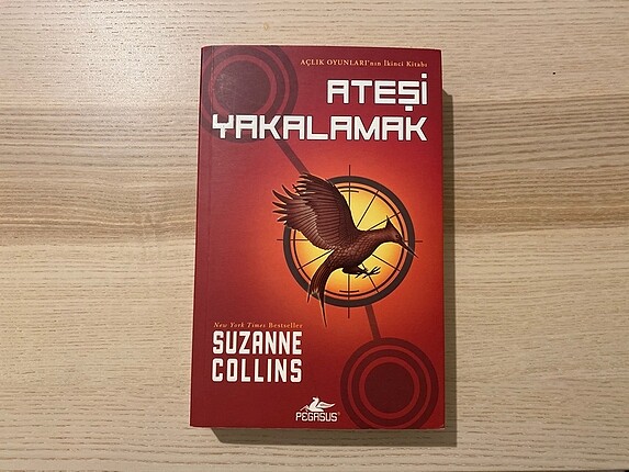 Ateşi Yakalamak - Suzanne Collins