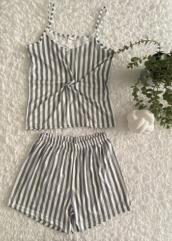 Diğer Diger Gri Beyaz Çizgili Mini Kadın Pijama Takımı