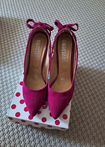 Diğer Pembe Süet Fiyonklu Yüksek Topuklu Stiletto