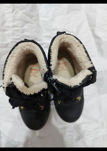 Kız Çocuk Siyah Kürklü Bot - Görsel 3