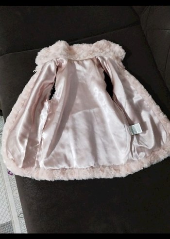 Kız Çocuk Pembe Kürklü Yelek - Görsel 4