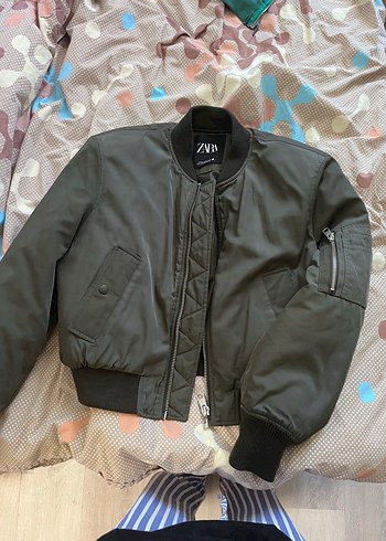 Yeşil bomber ceket