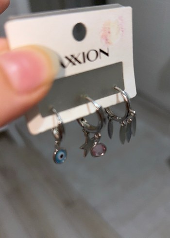 AXXION Zincir Detaylı Mini Çok Renkli Küpeler