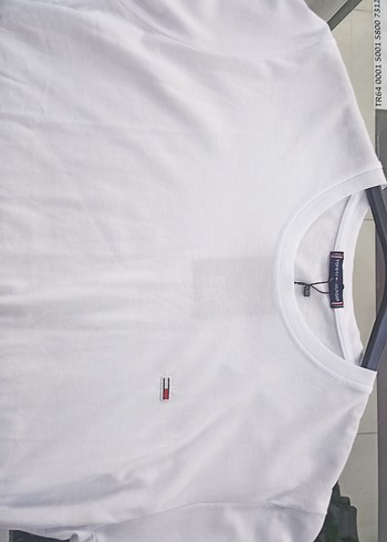 Tommy Hilfiger Erkek Beyaz Kısa Kollu Pamuklu Tişört