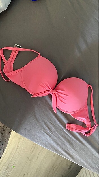 pembe bikini üstü