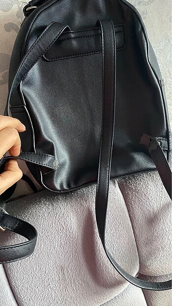 Beden stradivarius sırt çantası