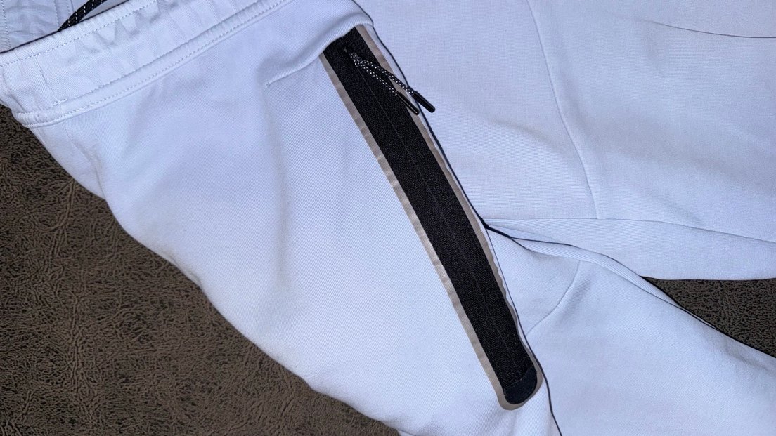 Nike Tech Fleece Eşofman Altı - Görsel 4