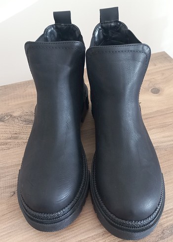 38 Beden Siyah Lastik Topuklu Goth Kadın Bot tüm numaralar mevcuttur