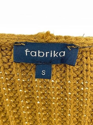 s Beden çeşitli Renk Fabrika Hırka %70 İndirimli.