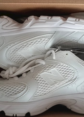 New Balance Beyaz Sehir Sneaker