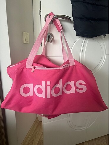 Adidas spor çanta