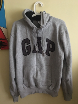 GAP sweat