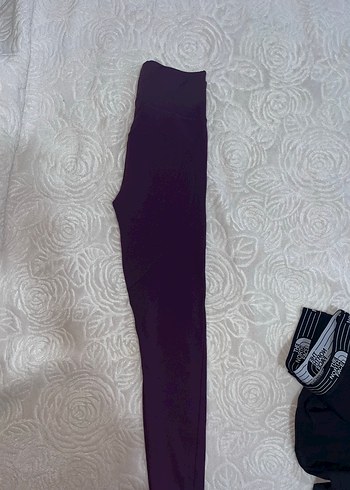 Mor ve gri taht - Görsel 4