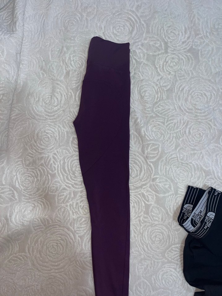 Mor ve gri taht - Görsel 4