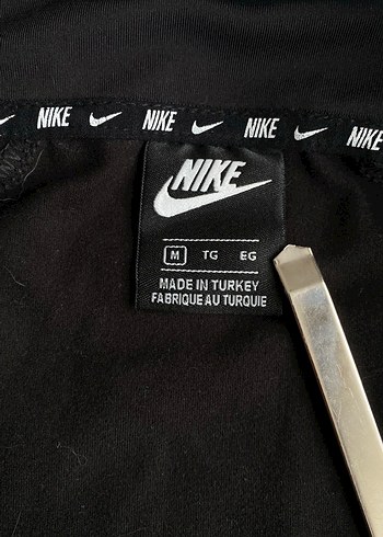 Siyah Fermuarlı Eşofman Takımı - Görsel 8